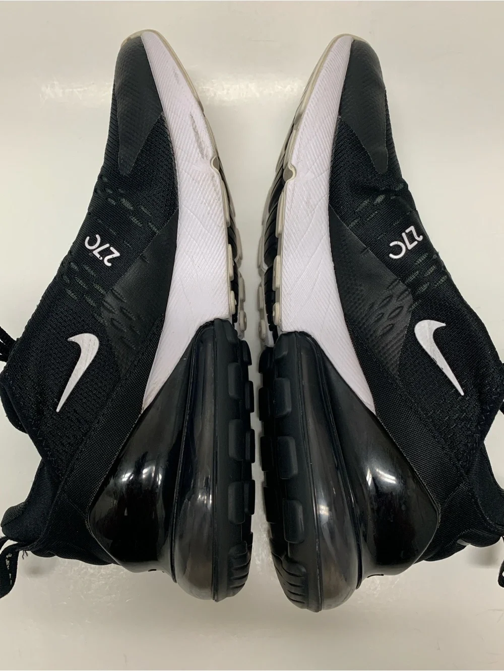 NIKE Air Max 270 Women’s Black White Athletic Lifestyle Shoes AH6789-001 Size 9